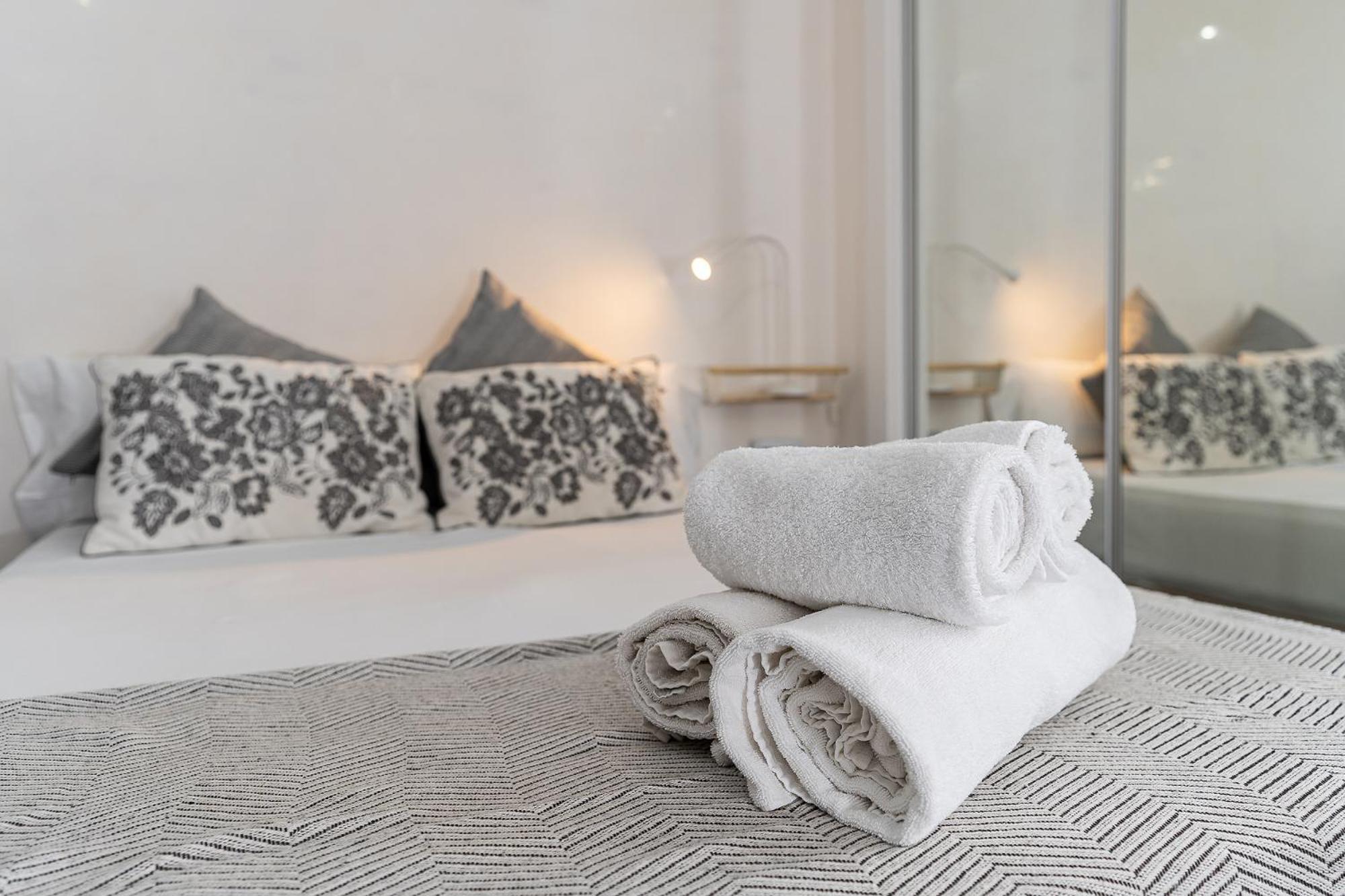 Blonzu Angola Apartment Беналмадена Екстериор снимка