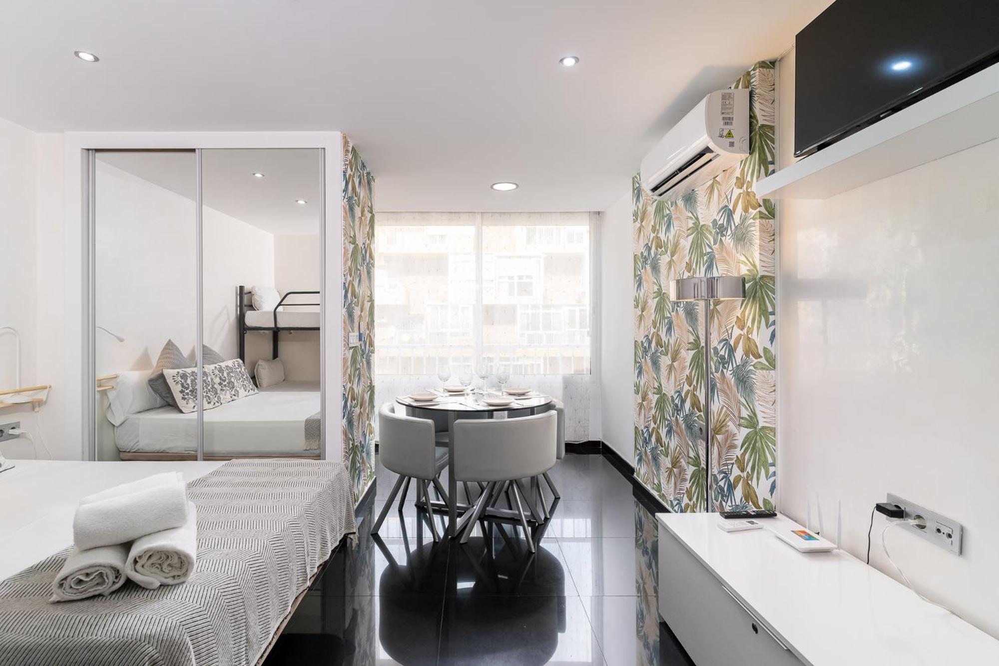 Blonzu Angola Apartment Беналмадена Екстериор снимка