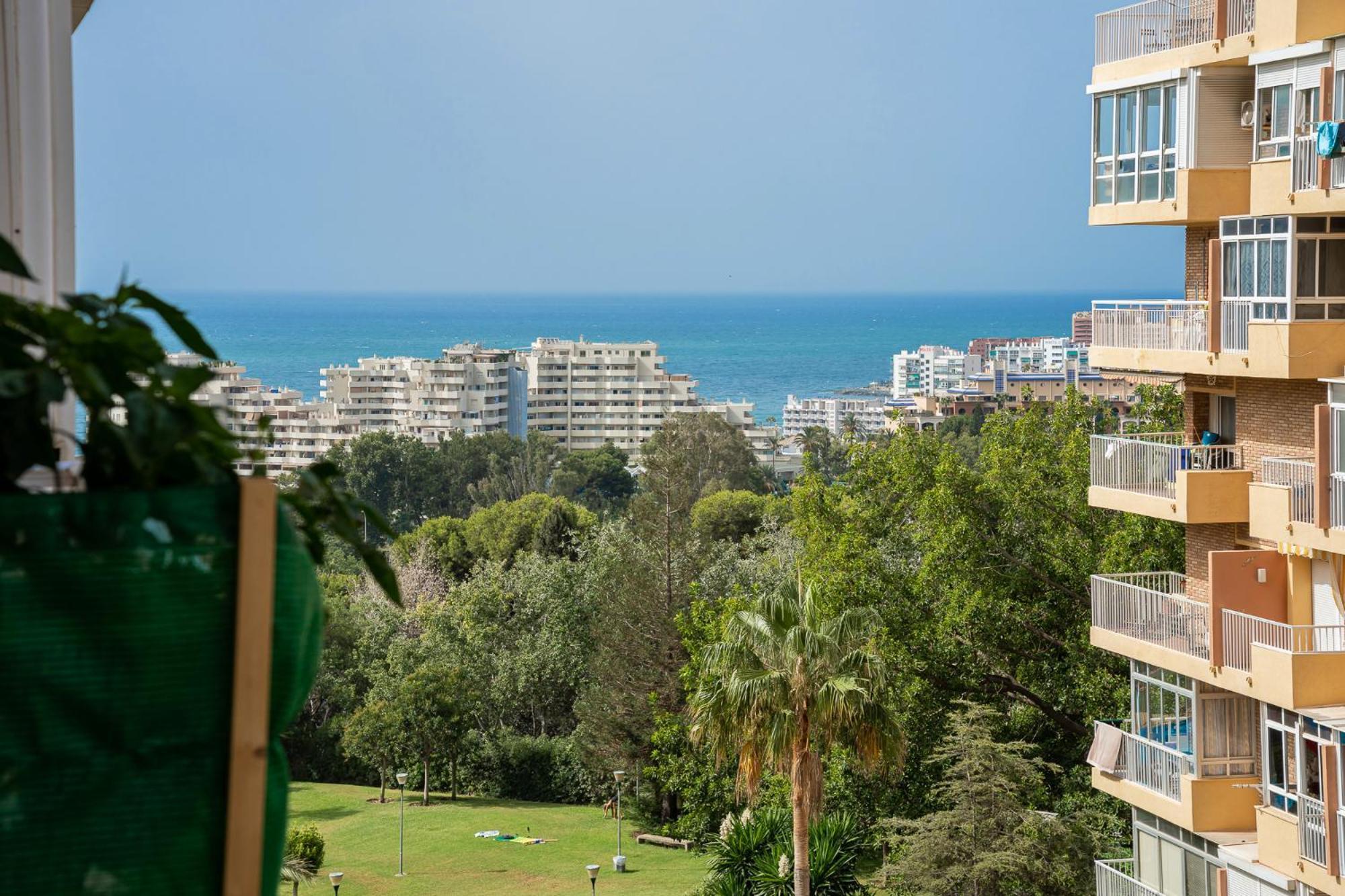 Blonzu Angola Apartment Беналмадена Екстериор снимка