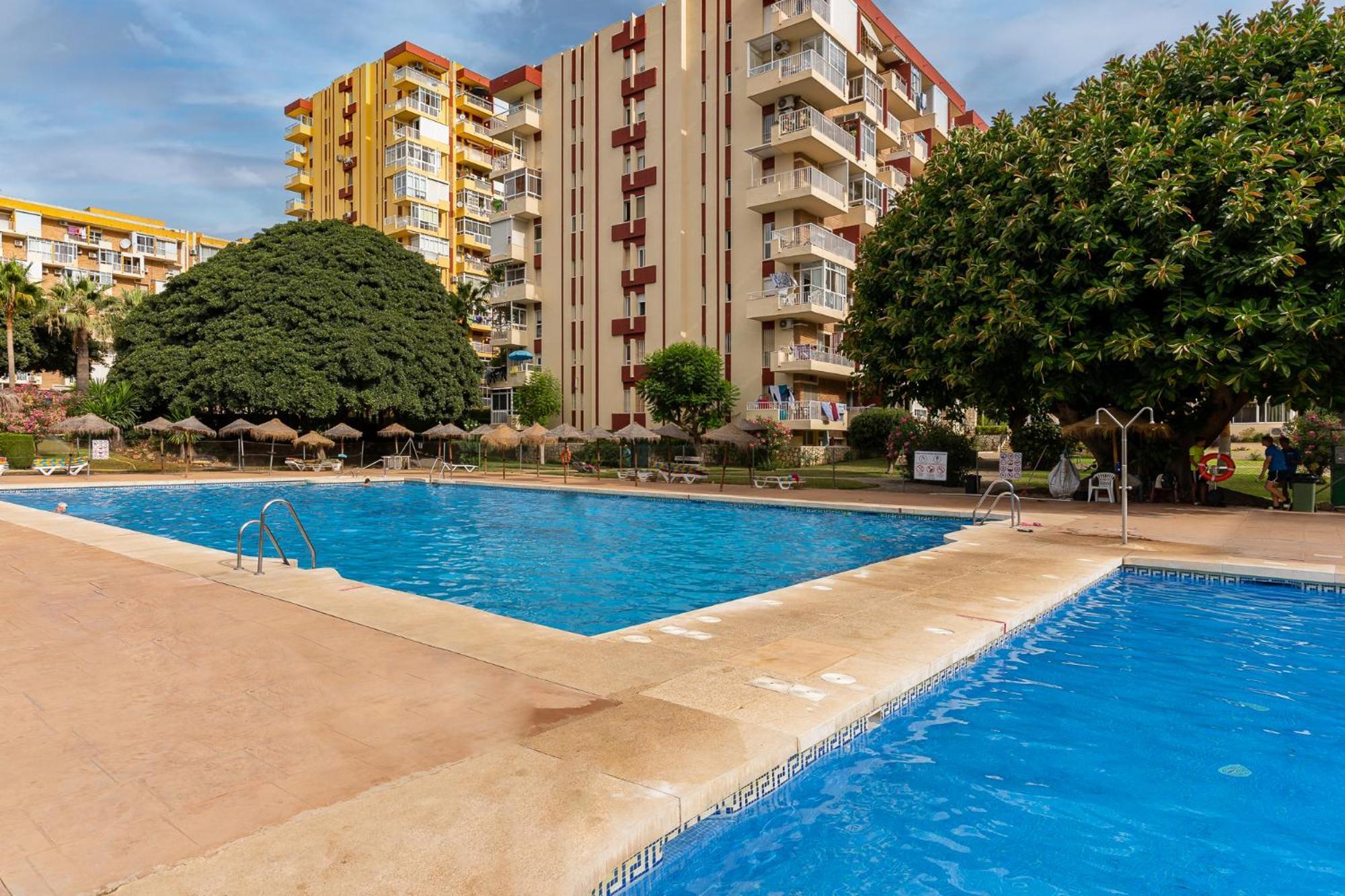 Blonzu Angola Apartment Беналмадена Екстериор снимка